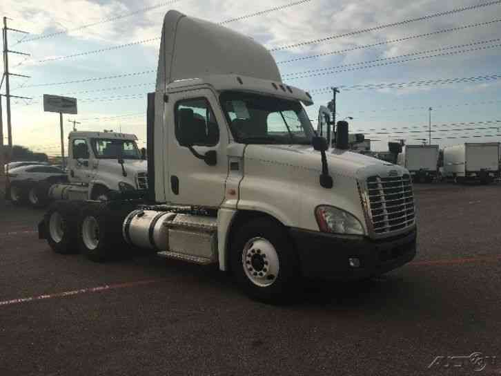 Daycab Semi Trucks