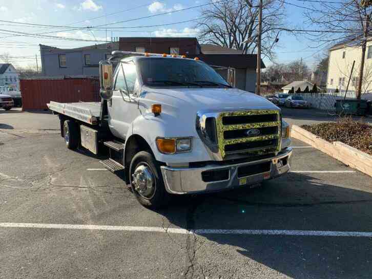 FORD F650 (2008)