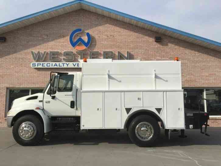 03 International 4300 Service Truck Winch Mechanics Utility