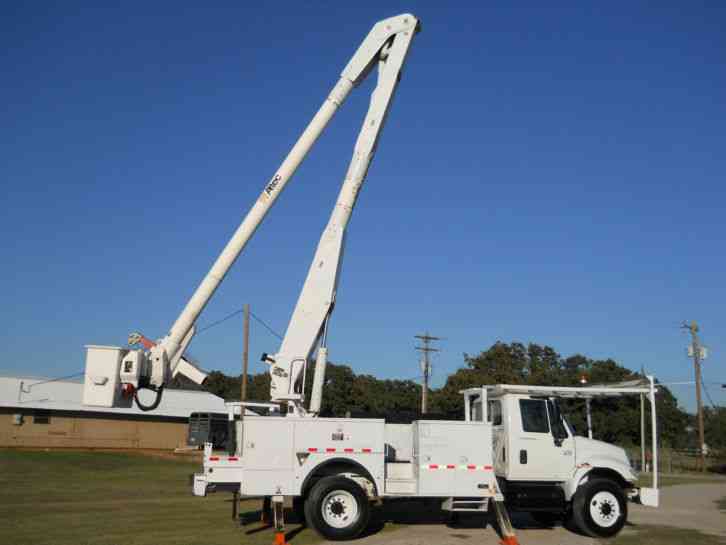 International 4300 - Material Handling Winch (2007)