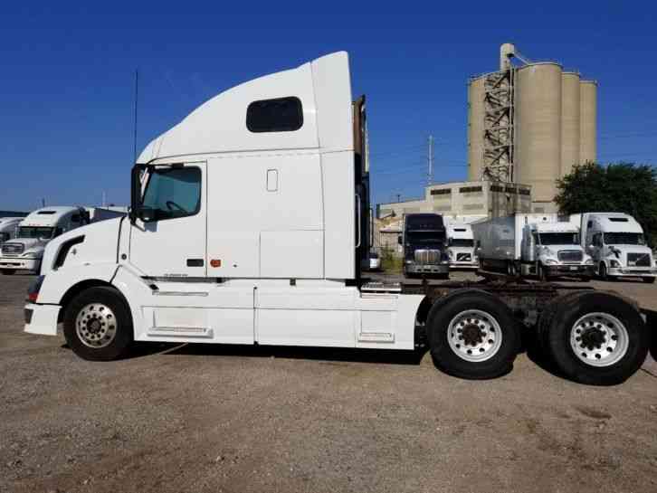 Volvo VNL670 (2007)