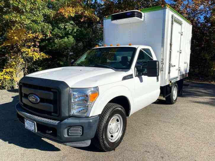1 Owner Ford F-350 SD XLT 2WD Clean Car Fax 3 Carrier Refridgerated Reefer 2016
