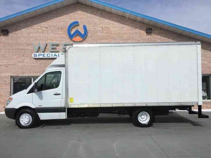 Freightliner Sprinter Delivery Van (2012)