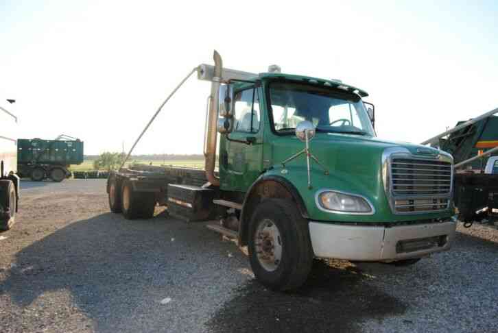 Freightliner M-2 106 (2007)
