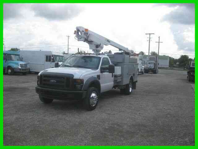 FORD F450 6. 8 V10 GAS AUTO AC WITH ALTEC 34' BUCKET/BOOM (2008)