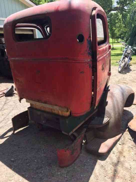 GMC COE cabover (1940) : Van / Box Trucks