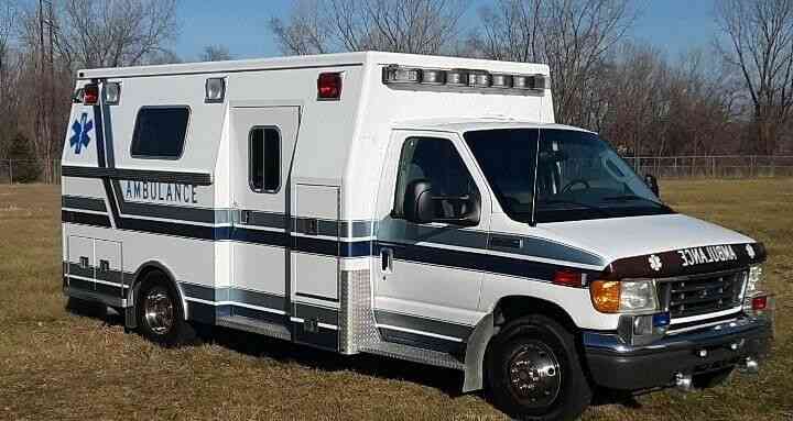 Ford E450 (2006)