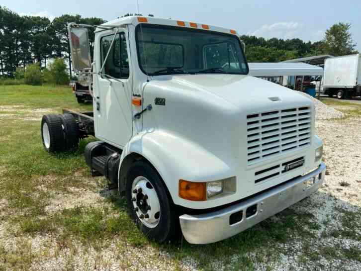 International 4700 LPX (1999)