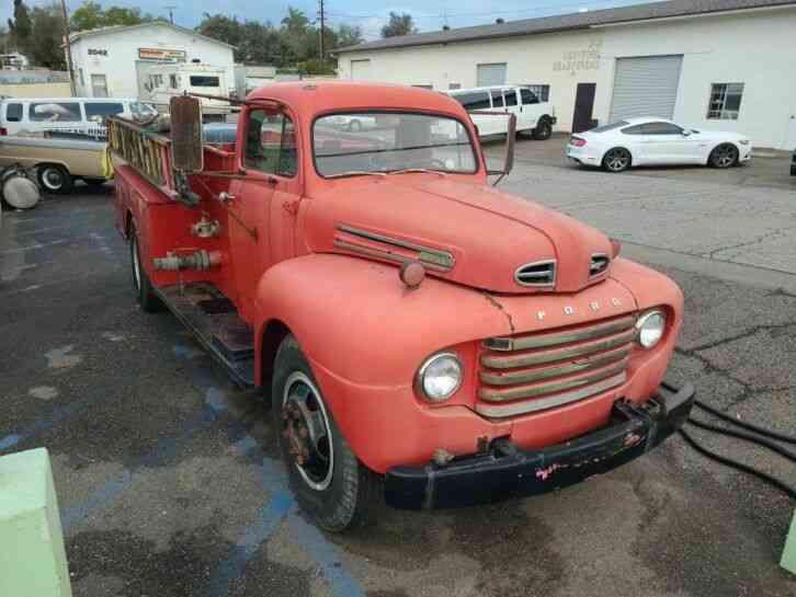 Ford Fire Engine F7, Not Running at the moment, Great restoration project (1949)
