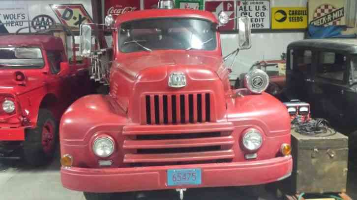 International L 185 (1952)