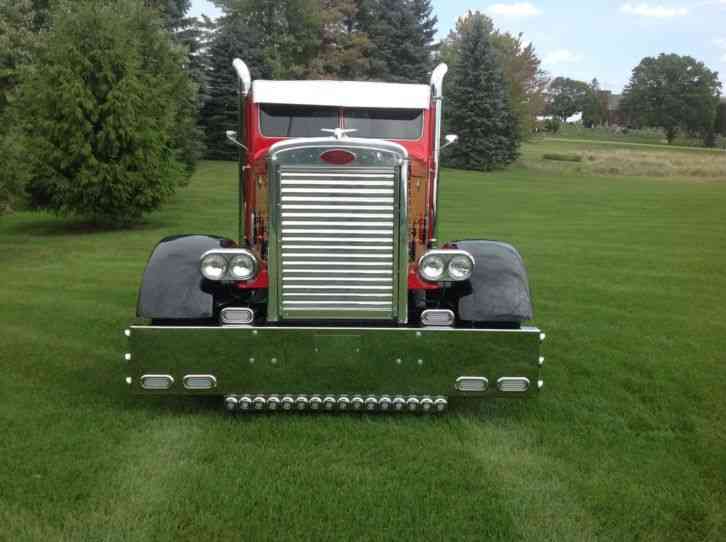 Peterbilt 351 (1957)