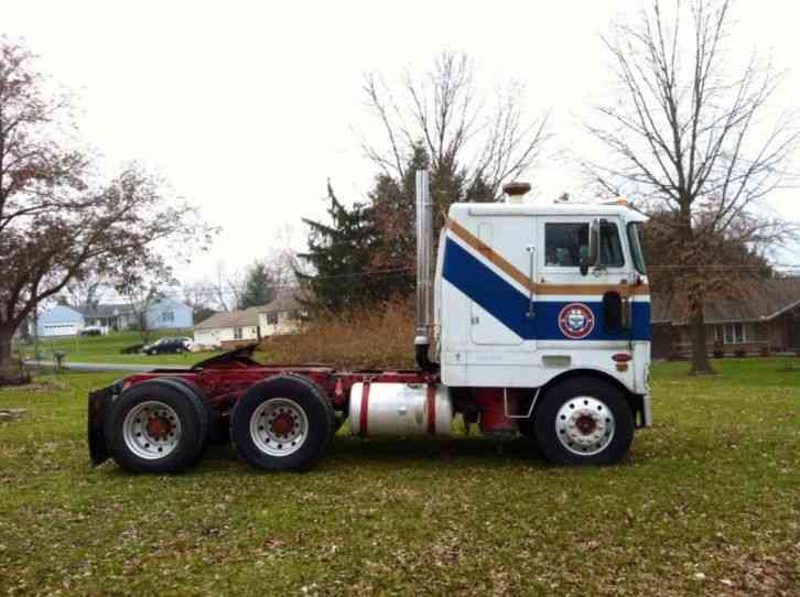Peterbilt 352 (1973)