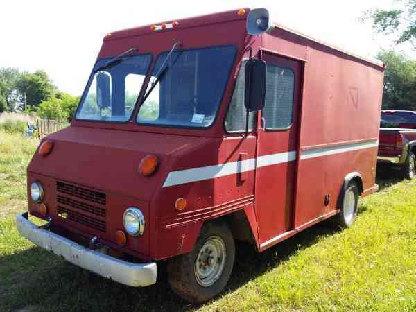 Ford Utility fire rescue van. (1973)