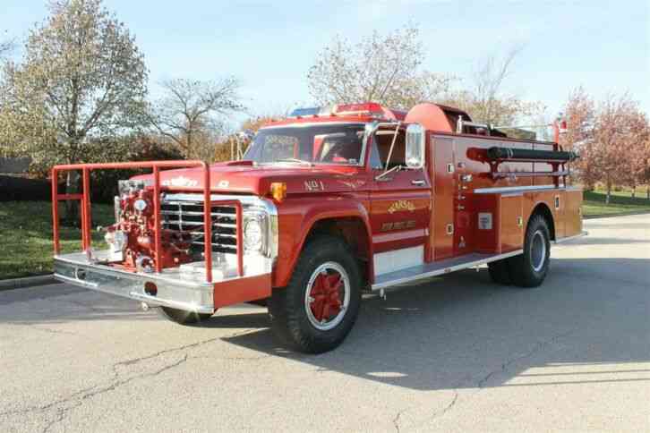 Ford F-750 Fire Truck (1975)