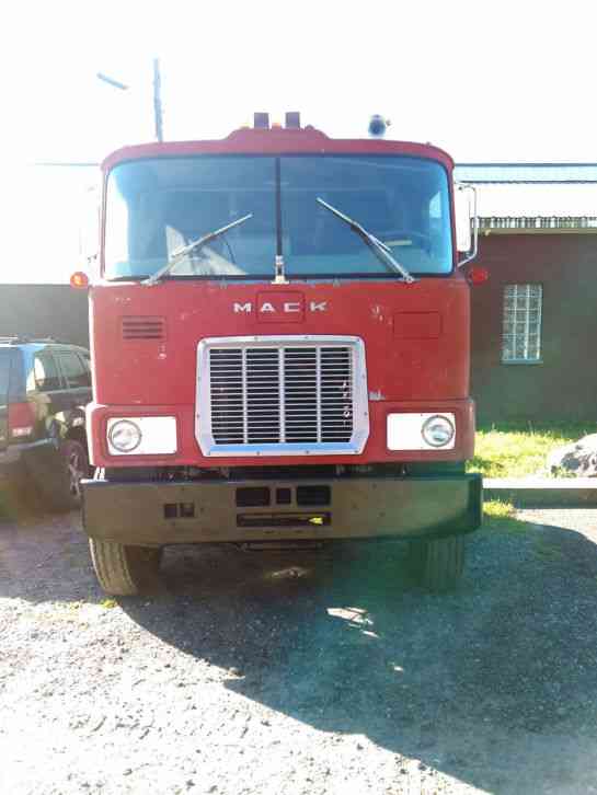 Mack F700K (1981)