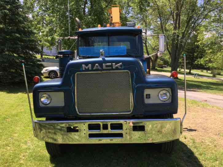 Mack R600St (1982)