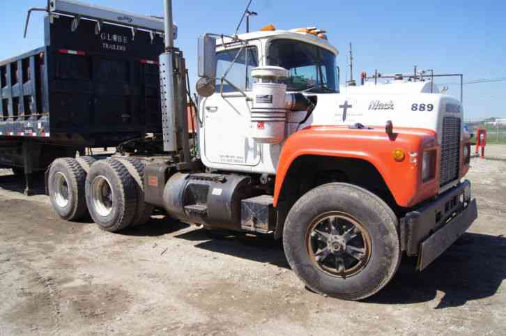 Mack R688ST (1982)