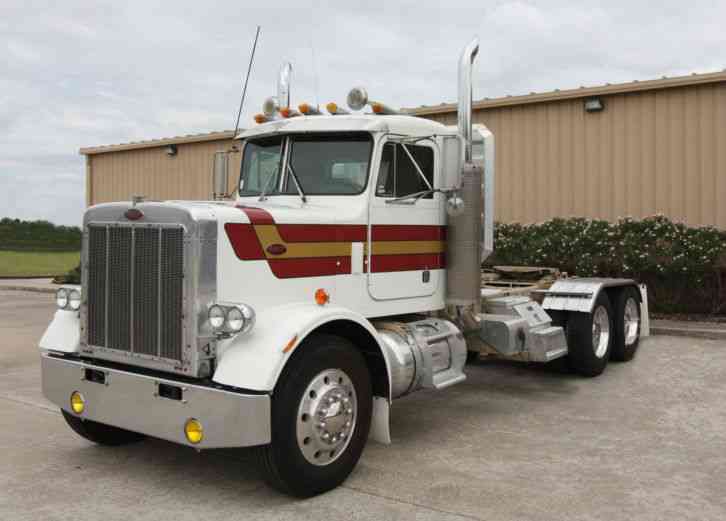 Peterbilt 359 (1982) : Daycab Semi Trucks