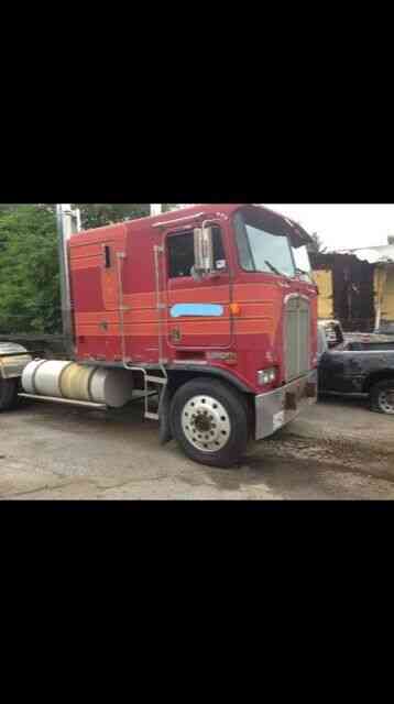 Kenworth K100 (1985)