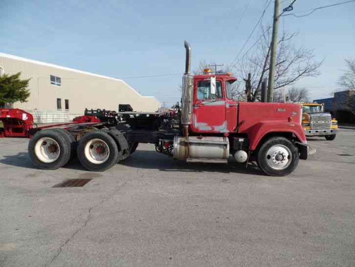 MACK SUPERLINER RW600 (1986) : Heavy Duty Trucks