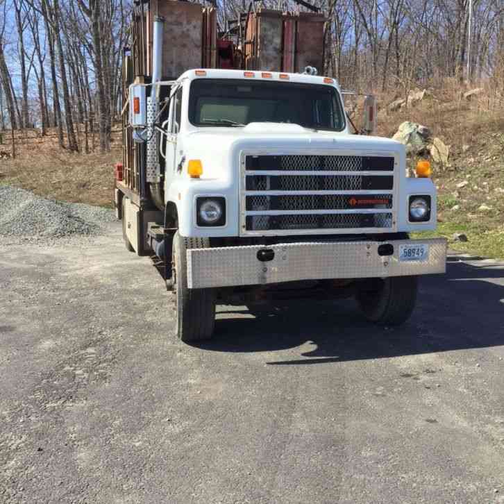 International f-2574 (1987)