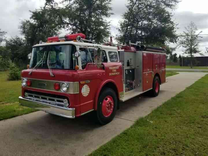 Ford TK Firetruck ~ LOW 16, 798 miles~ Caterpillar Motor (1989)