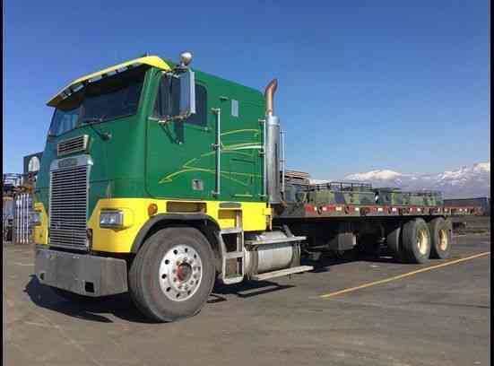 Freightliner Cab Over Rollback (1989)