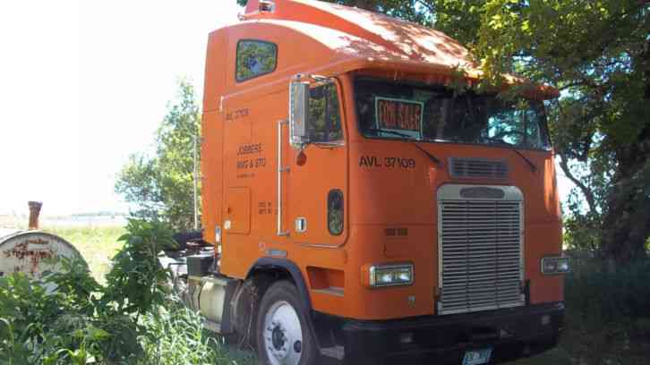 Freightliner COE condo (1990)