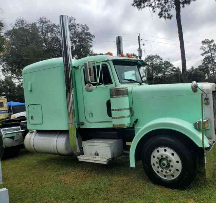 Peterbilt 379 ShortHood (1991)