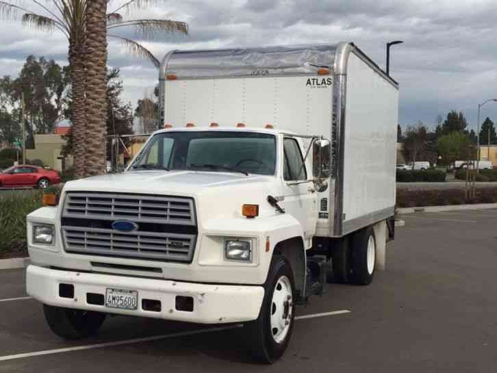 Ford F600 (1992)