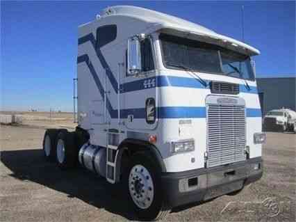 Freightliner Semi 1984