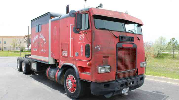 Freightliner FLA USF-1E High (1993) : Sleeper Semi Trucks