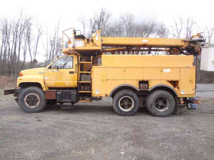 GMC C7H064 BUCKET AUGER BOOM CRANE DIGGER TRUCK (1993)