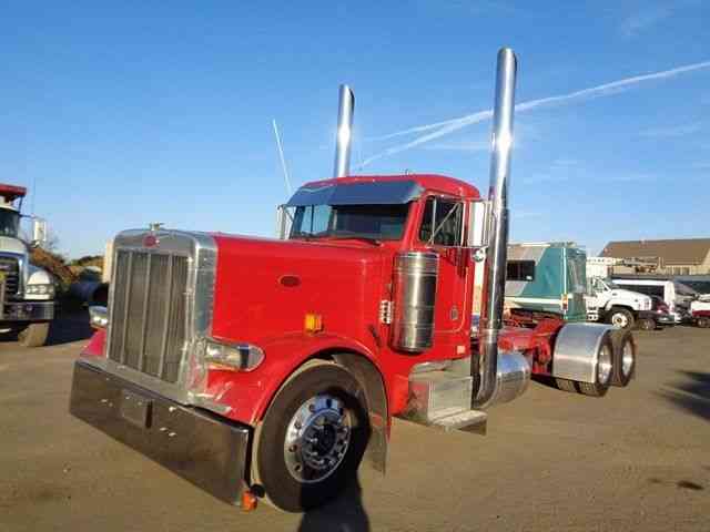 PETERBILT 379 DAYCAB TRUCK (1993)