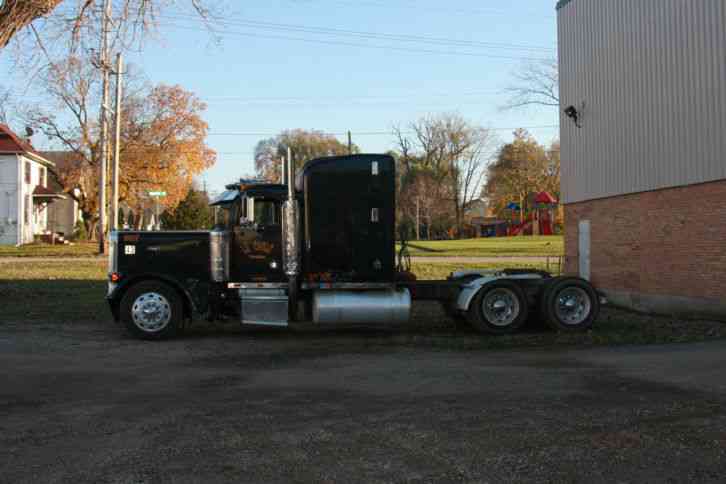 Peterbilt Conventional 379 (1993)