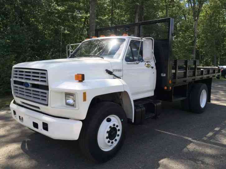 Ford F700 (1994)