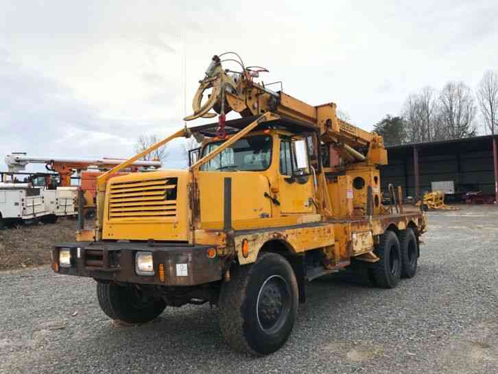 International 4900 6x6 (1994)