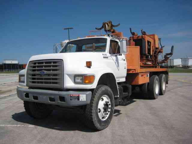 Ford F SERIES 900 (1995)