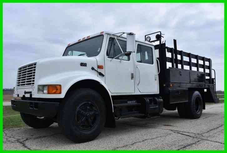 International 4700 Utility-Service Truck (1995)