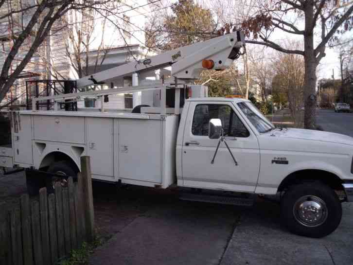 Ford F450 Super Duty Bucket Truck (1996)