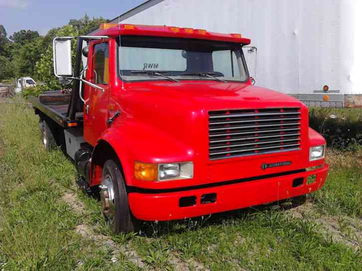 International 4700 (1996)