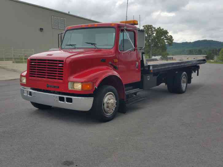 International 4700 (1996)