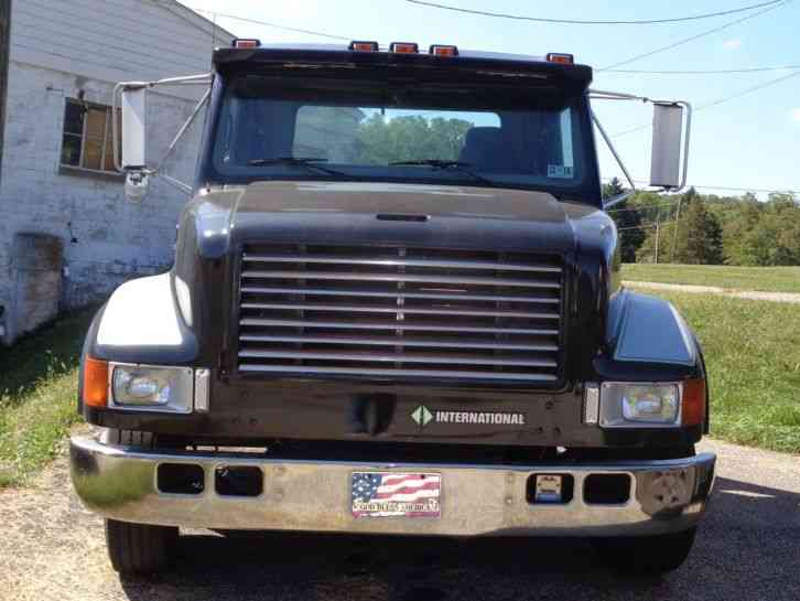 International 4700 (1996)