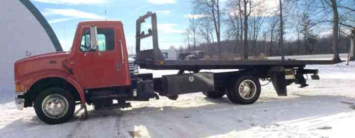 International 4700 (1996)