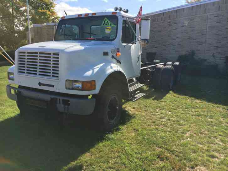 International 4900 (1996)