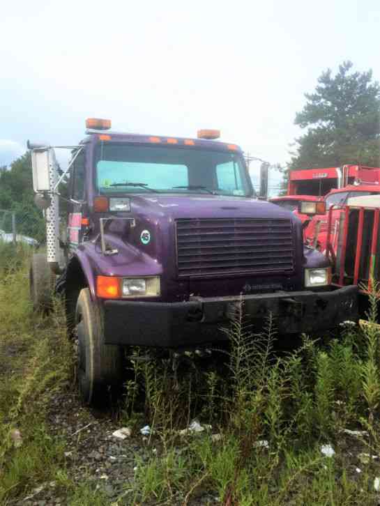 International 4900 (1996)