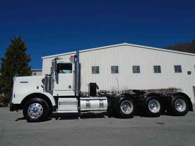 Kenworth T800B (1996)