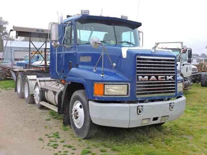 Mack CH613 Tri Axle (1996)
