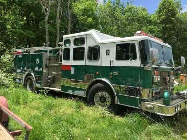 SEAGRAVE Pumper Fire Truck Detroit 6V92 diesel (1996)