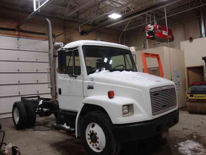 Freightliner FL70 (1997)